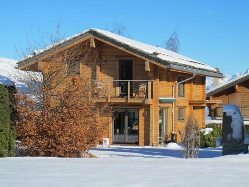 Chalet Calin Nend100