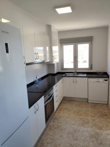 Apartamento Playa Dorada I Primera Linea de Playa Reformado En 2019