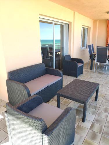 Apartamento Playa Dorada I Primera Linea de Playa Reformado En 2019