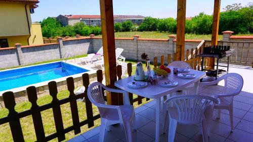 ???? ????? - Villa Marna
