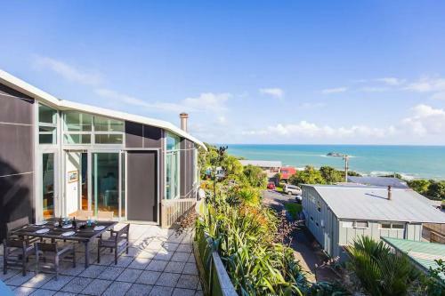 Exclusive Sanctuary On The West Coast