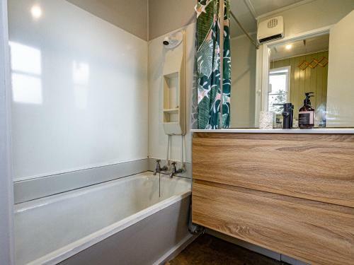 The Adventurer - National Park Holiday Home