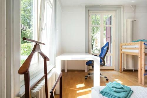 Bern Zwei Zimmer Im Jugendstilhaus Mit Garten