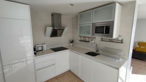 Apartamento Moderno En La Playa Norte de Pe��scola