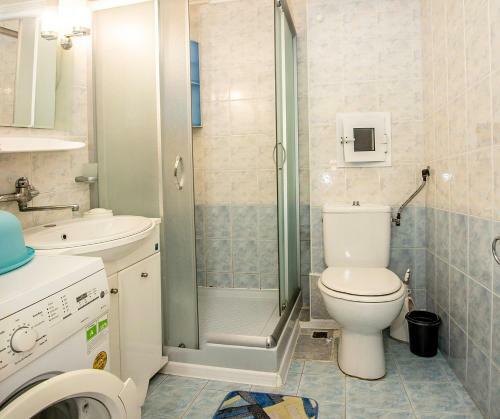 Apartamento Spacious & Sunny Maisonette W/ Terrace Near Centre