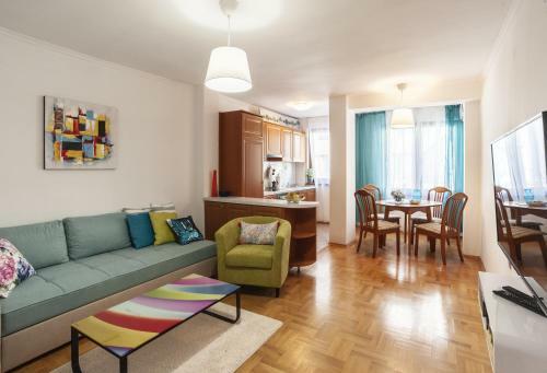 Sea Apartment Colours