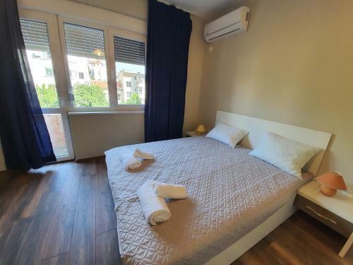 Danny Apartment