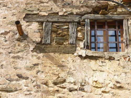 Agroturismo Casa Rural Sobre F�bulas