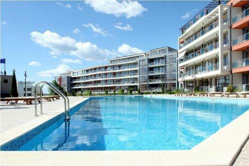 Apartament In Sun Waves