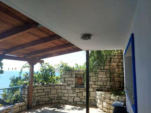 Hostal Q Bay Apartments