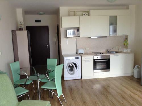 Apartamento ???????? Pines Beach Resort