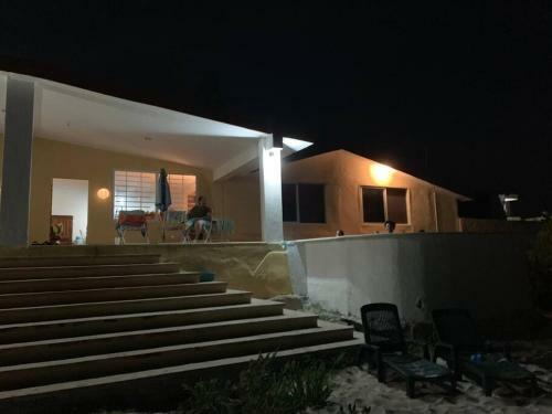 La Casa Amarilla
