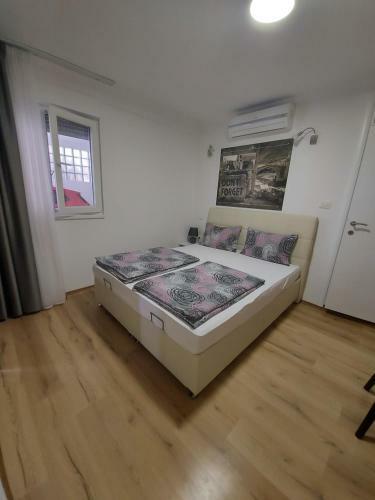 Hostal Apartments & Rooms Mostar Story