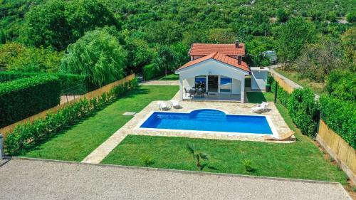Villa Mirna