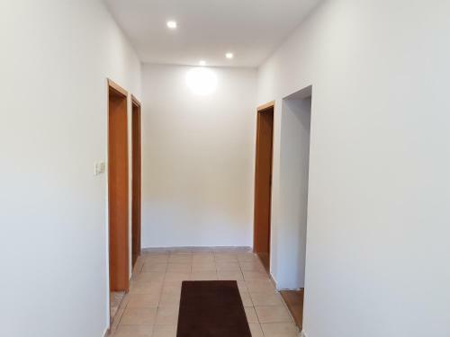 Hostel Enardi