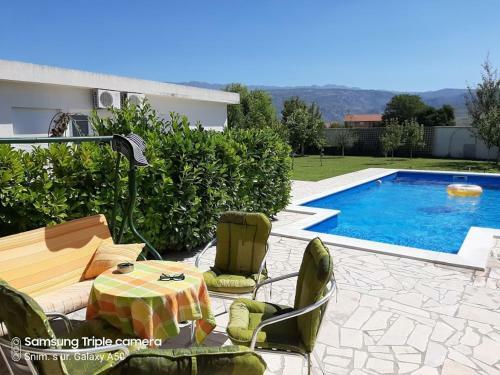 Apartments "bunica"