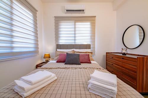 Luxury One-bedroom Apartment With Private Garden Lukomorye E3