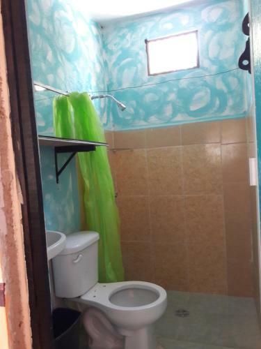 Hostal Y Temazcal Guemez