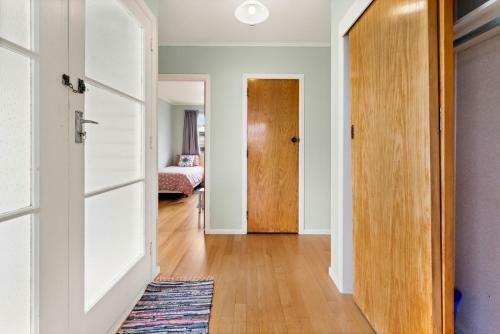 Fenton Retreat - Rotorua Holiday Home