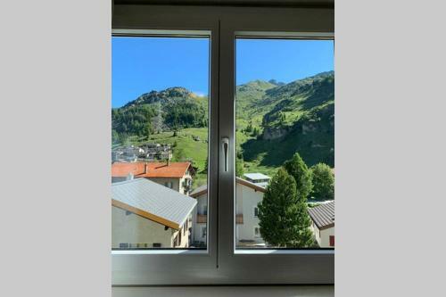 Cosy 2-bedroom Apartment With Magnificent View.