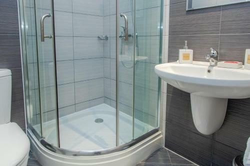 Apartamento Lovely 3bd Flat With Parking And Sea View