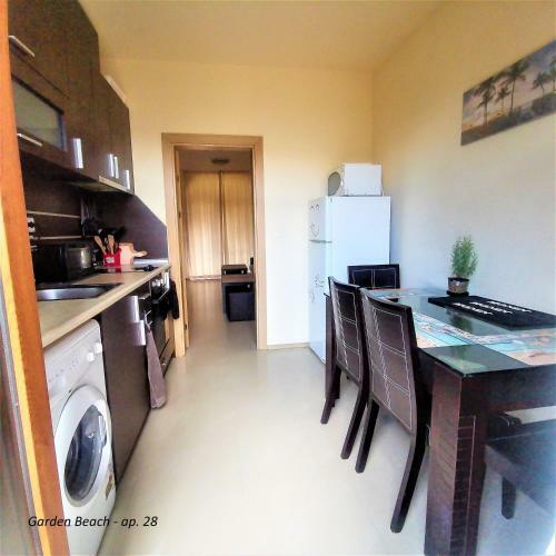 Garden Beach Apartment 28
