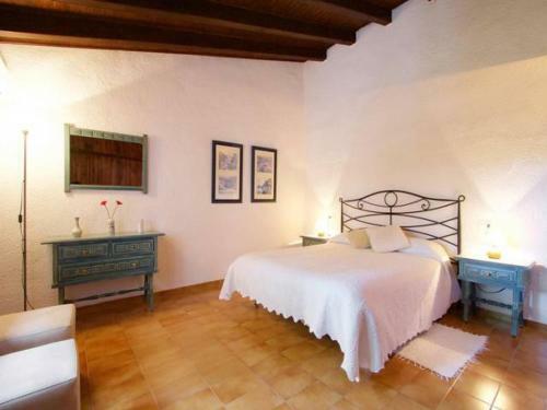 Cuixach - Stone Mallorcan Villa In Pollensa