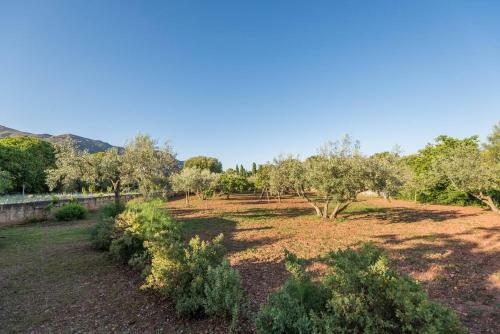 Cuixach - Stone Mallorcan Villa In Pollensa