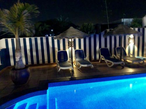 Villa Chao Private Heated Pool, Garden, Wifi, A/c