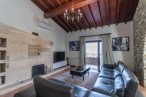 Lefkara Villa