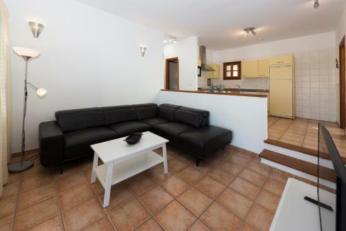 Villa Pola Marinas