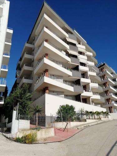 Sarande Pink Pearl Apartment!
