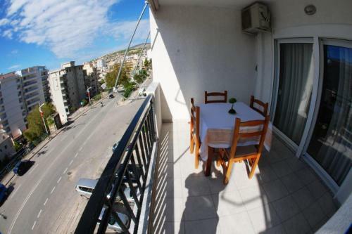 Joti Apartments