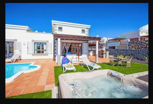Villa Residencial Los Alisios 56