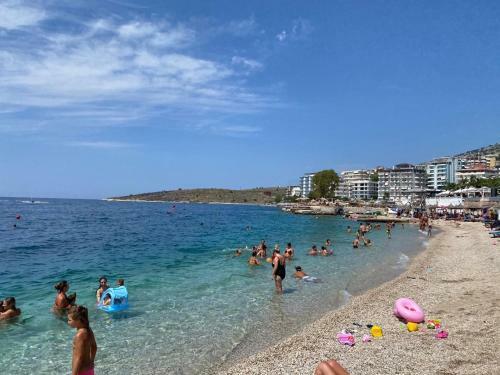 Sunny Apartament Saranda