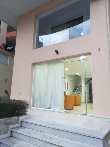 Room For 6 Persons