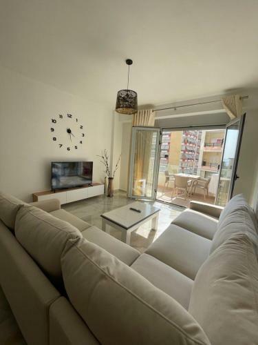 Beachfront Apartment Saranda Terraces