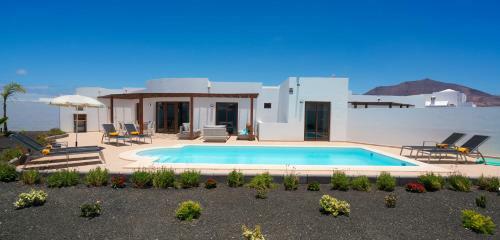 Villa Luar -secluded, Sophisticated & Chic