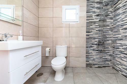 Villa Renaissance, 6 Bed 6 Bath Spacious Villa