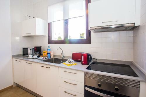 Impeccable 2-bed Villa In Playa Blanca