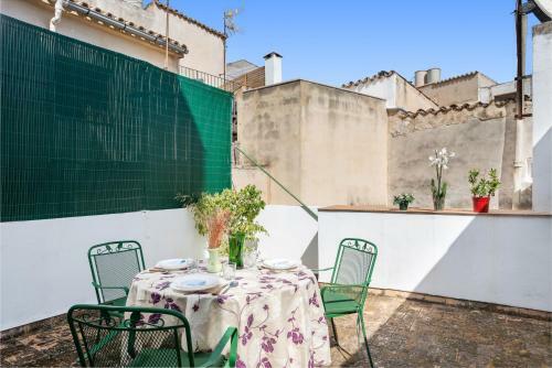 Lleon Town House In Pollensa, Mallorca