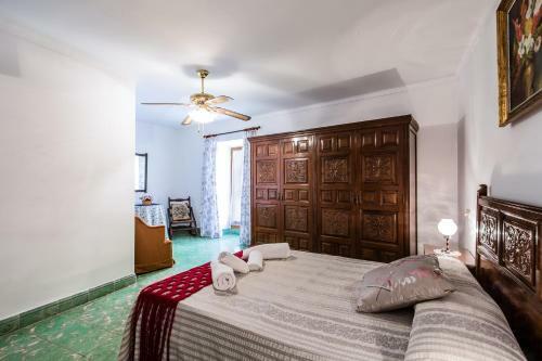 Lleon Town House In Pollensa, Mallorca