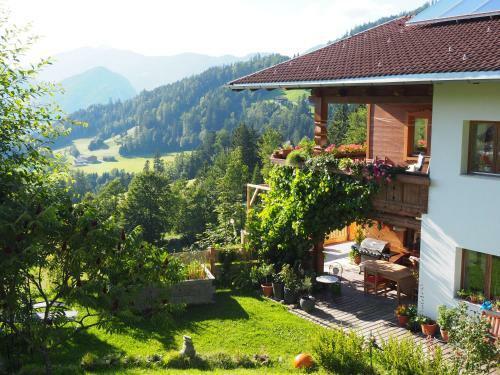 Apartamento Ferienwohnung H�bner