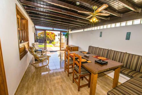 216 - Villa Helena By Villas Now Ltd