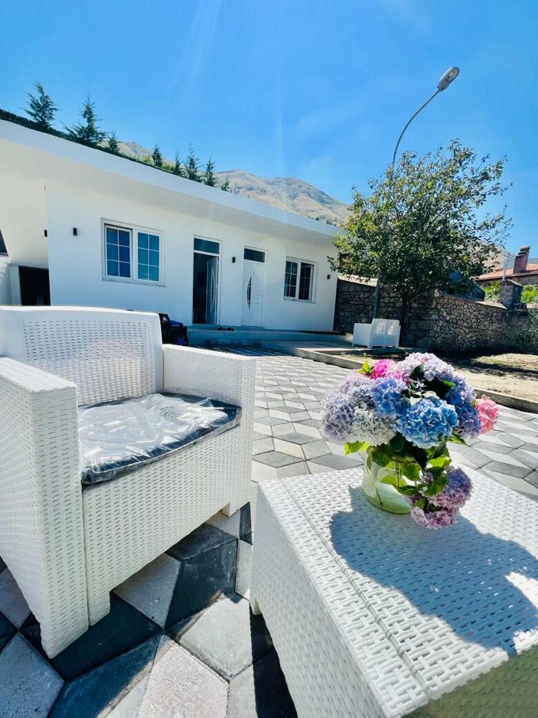 Hostal Iart Residence