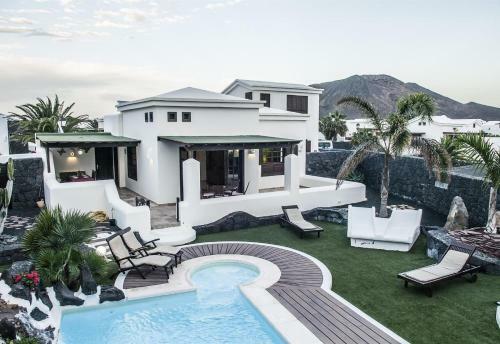 Villa Faro Park With Private Pool