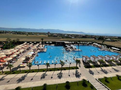 Hotel Deluxe Resort