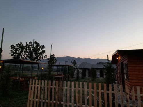 Windmill Shkodra Gesthouse Camping & Grill