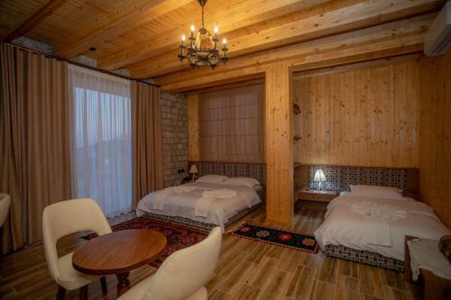 Hotel Old House