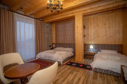 Hotel Old House